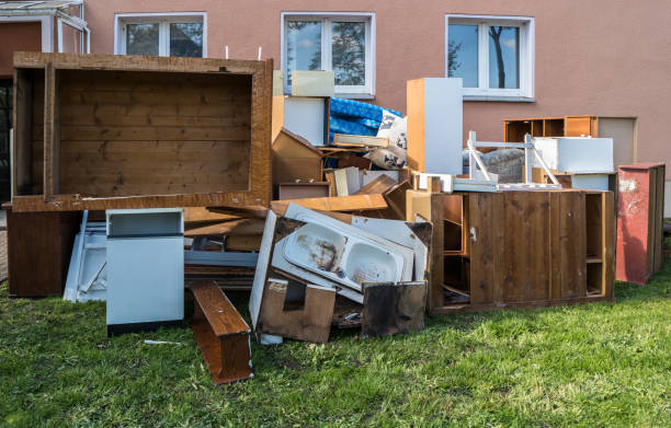 Best Estate Cleanout  in Meadville, PA